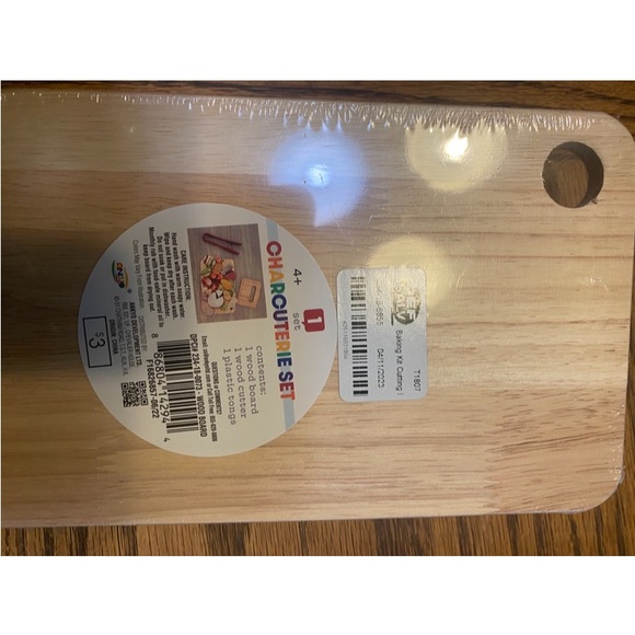 NWT Home Bundle.Placemat & Napkin, with Ironing Brd Hldr & Mini Charcuterie Brd - Picture 6 of 6